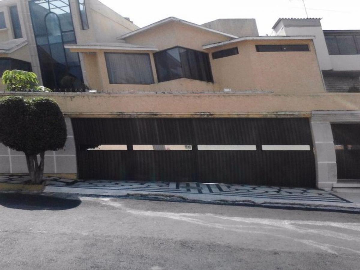 4 bedrooms House in Naucalpan de Juarez, Mexico No. 218869