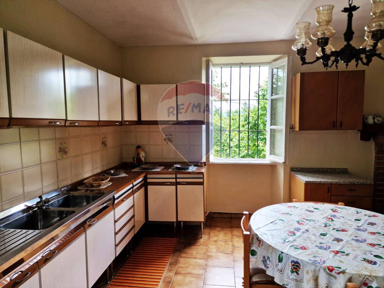 5-Zimmer Haus in Cossano Belbo, Italy, Nr. 151014