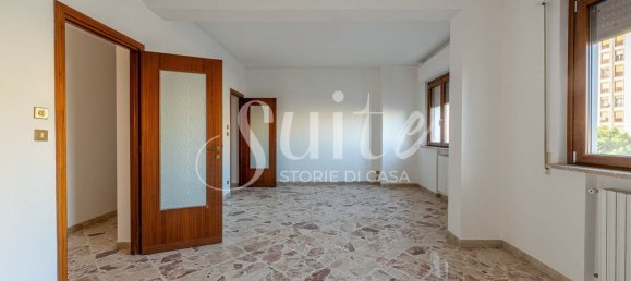 5 rooms Apartment in Palermo, Italy No. 220340 24