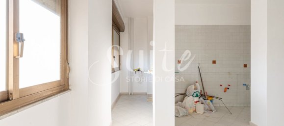 5 rooms Apartment in Palermo, Italy No. 220340 7