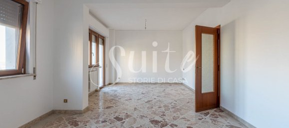 5 rooms Apartment in Palermo, Italy No. 220340 25