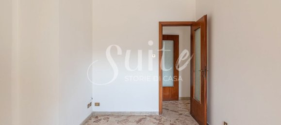 5 rooms Apartment in Palermo, Italy No. 220340 5