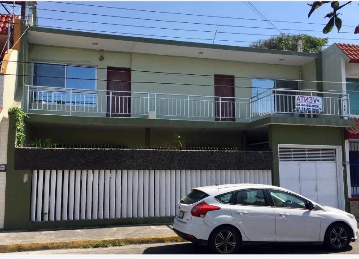 Casa de 3 dormitorios en Veracruz, Mexico No. 208937
