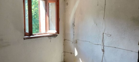 8 rooms House in Tornolo, Italy No. 254244 10