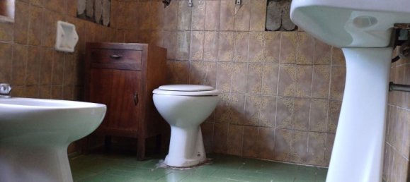 8 rooms House in Tornolo, Italy No. 254244 4