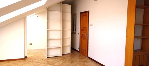 2 rooms Apartment in Ancona, Italy No. 220614 10