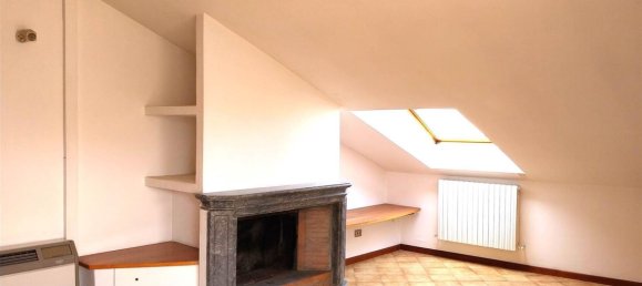 2 rooms Apartment in Ancona, Italy No. 220614 8