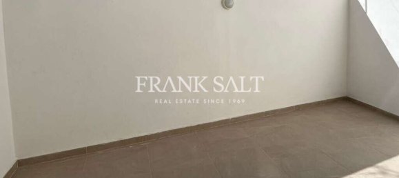 Duplex independente T3 em Zebbug, Malta N.º 8390 7