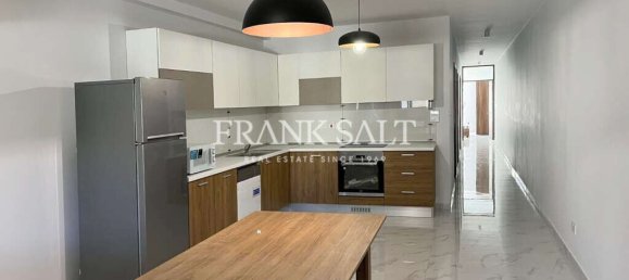 Duplex independente T3 em Zebbug, Malta N.º 8390 2