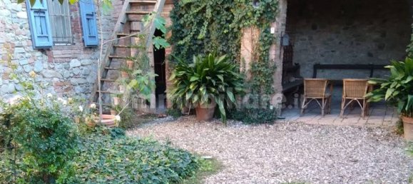 5 Schlafzimmer Haus in Podenzano, Italy, Nr. 20124 26
