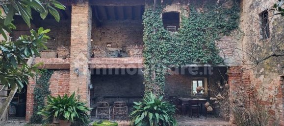 5 Schlafzimmer Haus in Podenzano, Italy, Nr. 20124 32