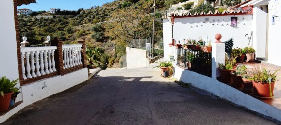 4 bedrooms Townhouse in Moclinejo, Spain No. 47128 4