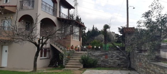 6 bedrooms Villa in Thessaloniki, Greece No. 8330 2