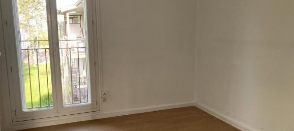 3 bedrooms Apartment in Saint-Etienne-de-Saint-Geoirs, France No. 341415 7