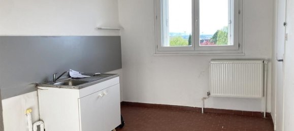 3 bedrooms Apartment in Saint-Etienne-de-Saint-Geoirs, France No. 341415 4