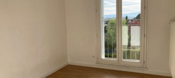 3 bedrooms Apartment in Saint-Etienne-de-Saint-Geoirs, France No. 341415 9