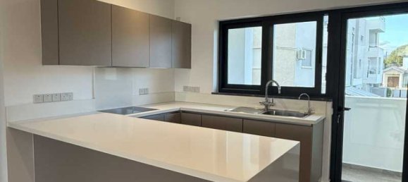 2 bedrooms Apartment in Germasogeia, Cyprus No. 16029 2