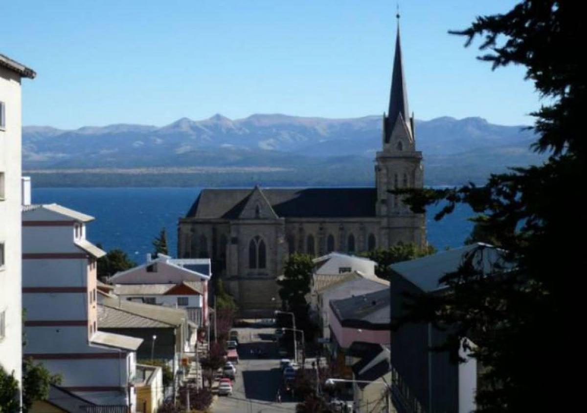  Land in San Carlos de Bariloche, Argentina No. 35301