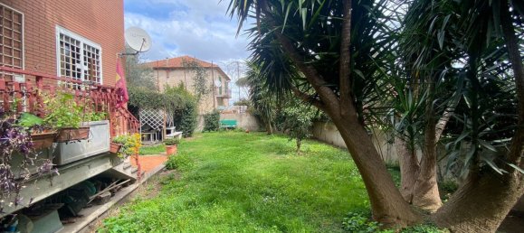 Дуплекс с 3 комнатами в Рим, Италия № 32585 7