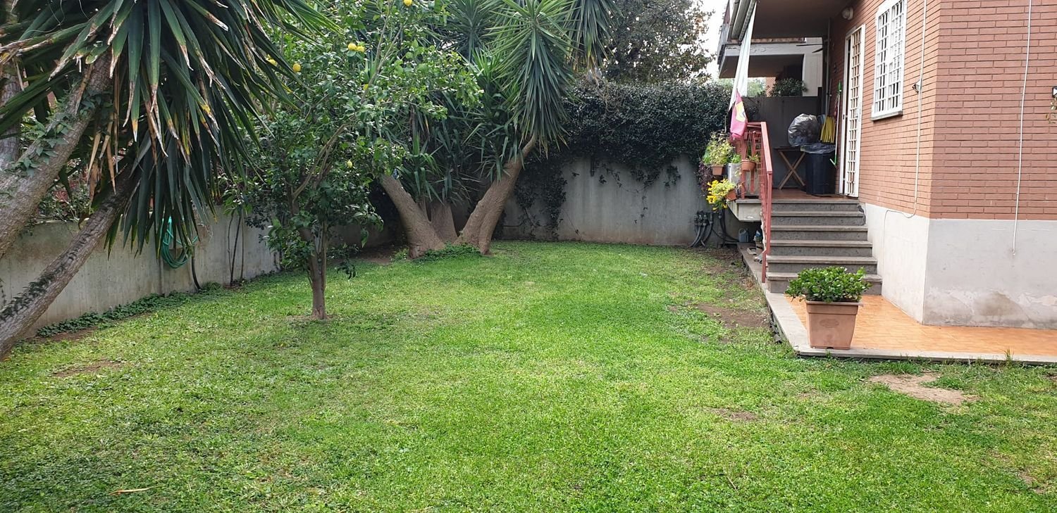 Дуплекс с 3 комнатами в Рим, Италия № 32585