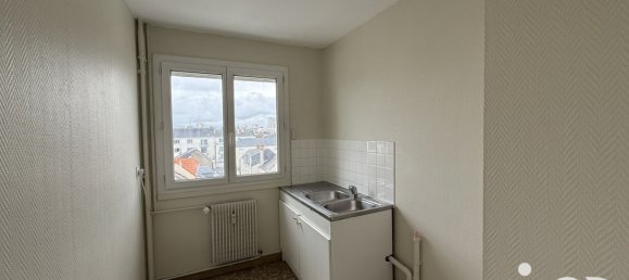 1 bedroom Apartment in Tours, France No. 329110 7