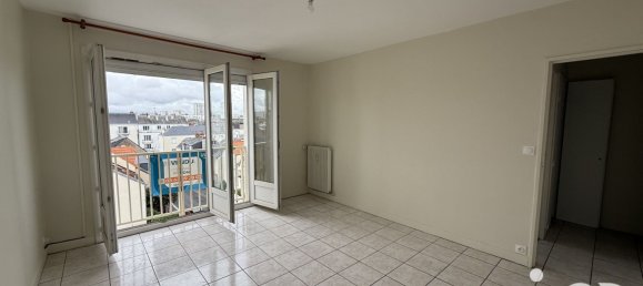 1 bedroom Apartment in Tours, France No. 329110 4