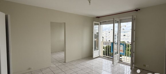 1 bedroom Apartment in Tours, France No. 329110 2
