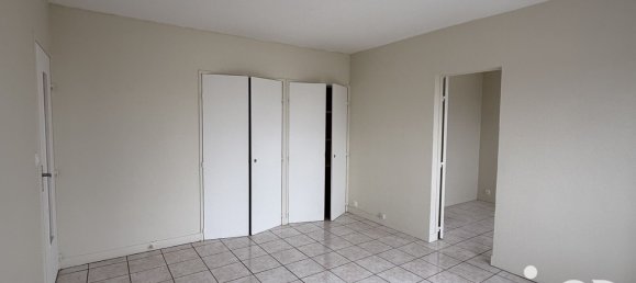 1 bedroom Apartment in Tours, France No. 329110 5