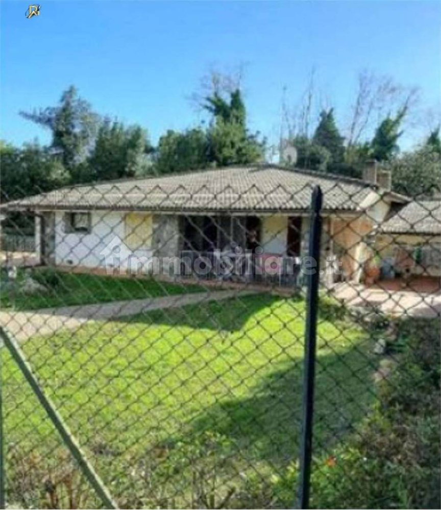 3 bedrooms Apartment in Velletri, Italy No. 100009