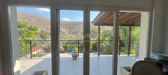 4 bedrooms House in Germasogeia, Cyprus No. 15881 13