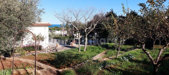4 bedrooms Villa in Conversano, Italy No. 13954 20