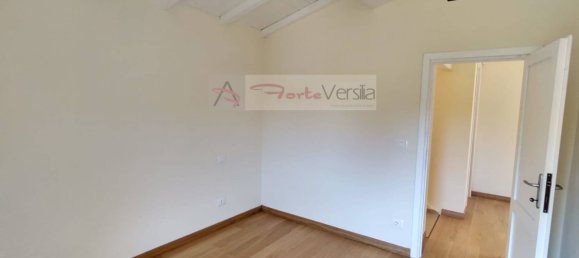 8 bedrooms House in Pietrasanta, Italy No. 323351 21