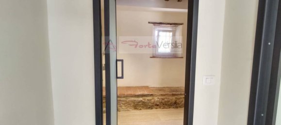 8 bedrooms House in Pietrasanta, Italy No. 323351 4