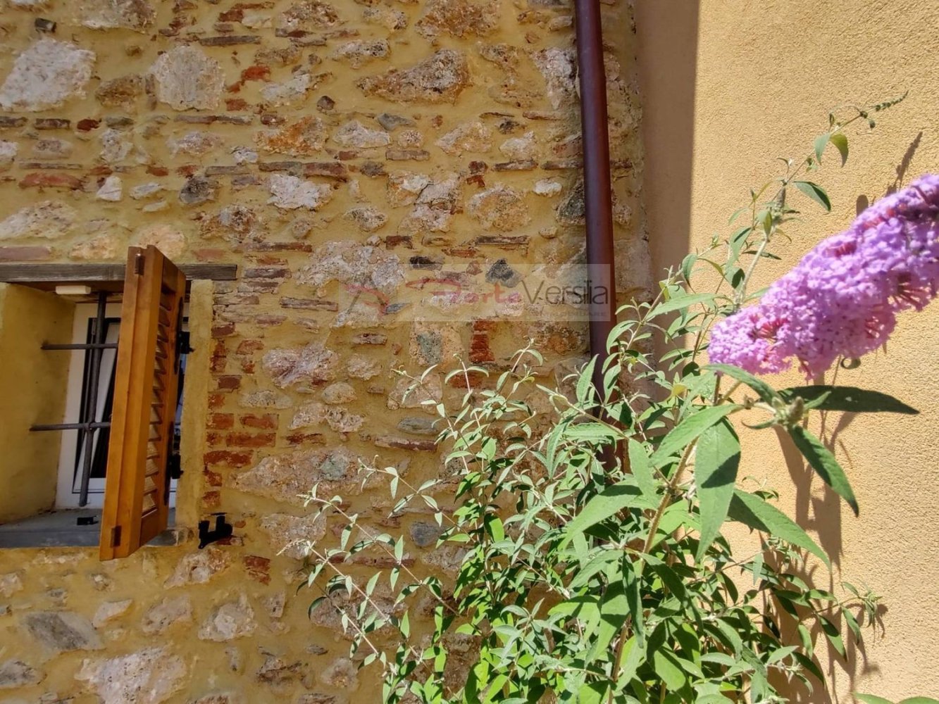 8 bedrooms House in Pietrasanta, Italy No. 323351