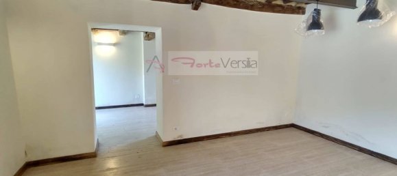 8 bedrooms House in Pietrasanta, Italy No. 323351 2