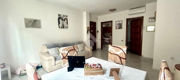 4-salle Appartement à Selargius, Italy No. 50089 19