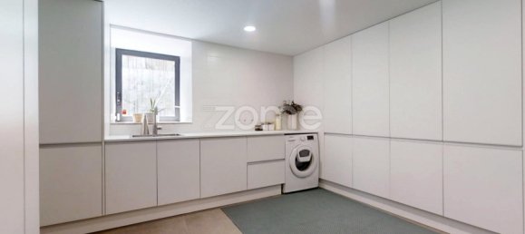 4 bedrooms House in Porto, Portugal No. 134044 9