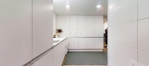 4 bedrooms House in Porto, Portugal No. 134044 8