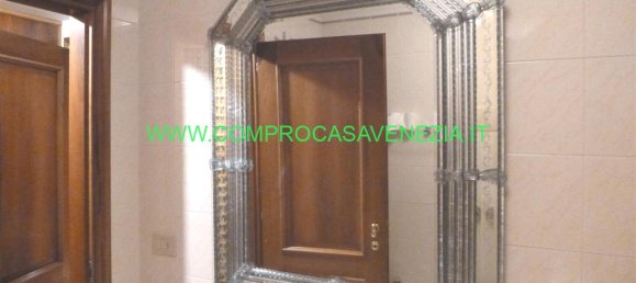 4 rooms Apartment in Venice, Italy No. 231778 15