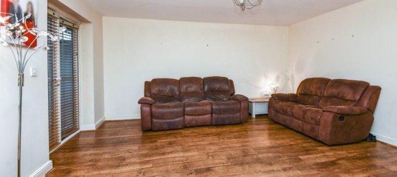 4 bedrooms House in Carnforth, United Kingdom No. 2739 3