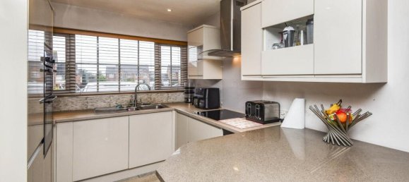 4 bedrooms House in Carnforth, United Kingdom No. 2739 23