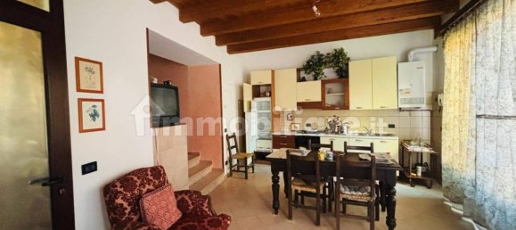 Villa de 15 dormitorios en Salò, Italy No. 9683 6