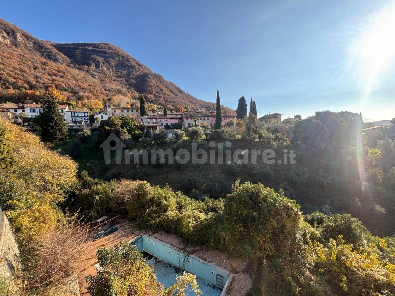 Villa de 15 dormitorios en Salò, Italy No. 9683