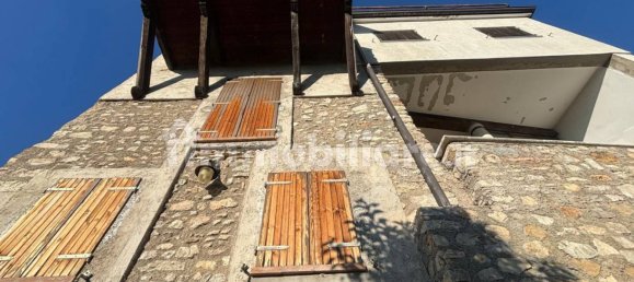 Villa de 15 dormitorios en Salò, Italy No. 9683 27