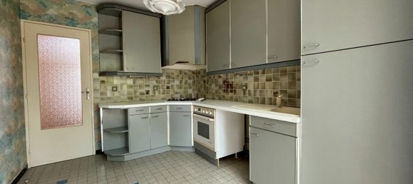 4 Schlafzimmer Haus in Le Chambon-Feugerolles, France, Nr. 308781 2