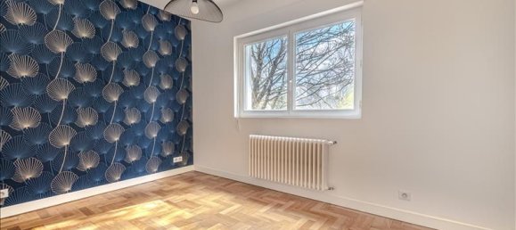 4 bedrooms House in Limoges, France No. 296083 7