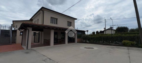 601m² Commercial property in Asolo, Italy No. 325890 27