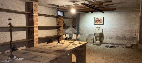 601m² Commercial property in Asolo, Italy No. 325890 21