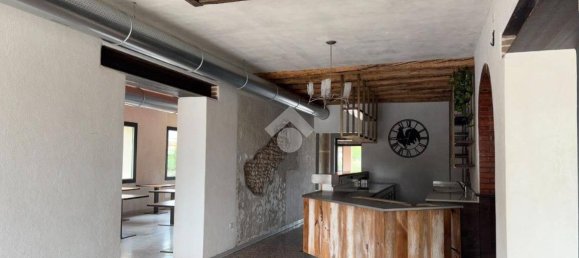 601m² Commercial property in Asolo, Italy No. 325890 4