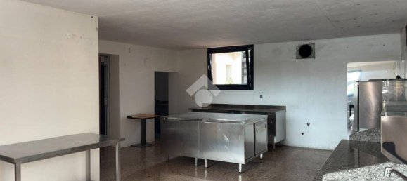601m² Commercial property in Asolo, Italy No. 325890 18